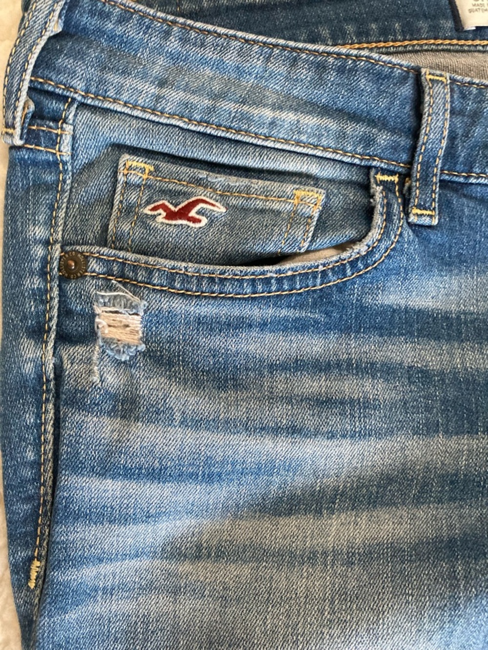 HOLLISTER JEANS 9R LIKE NEW - Picture 2 of 8